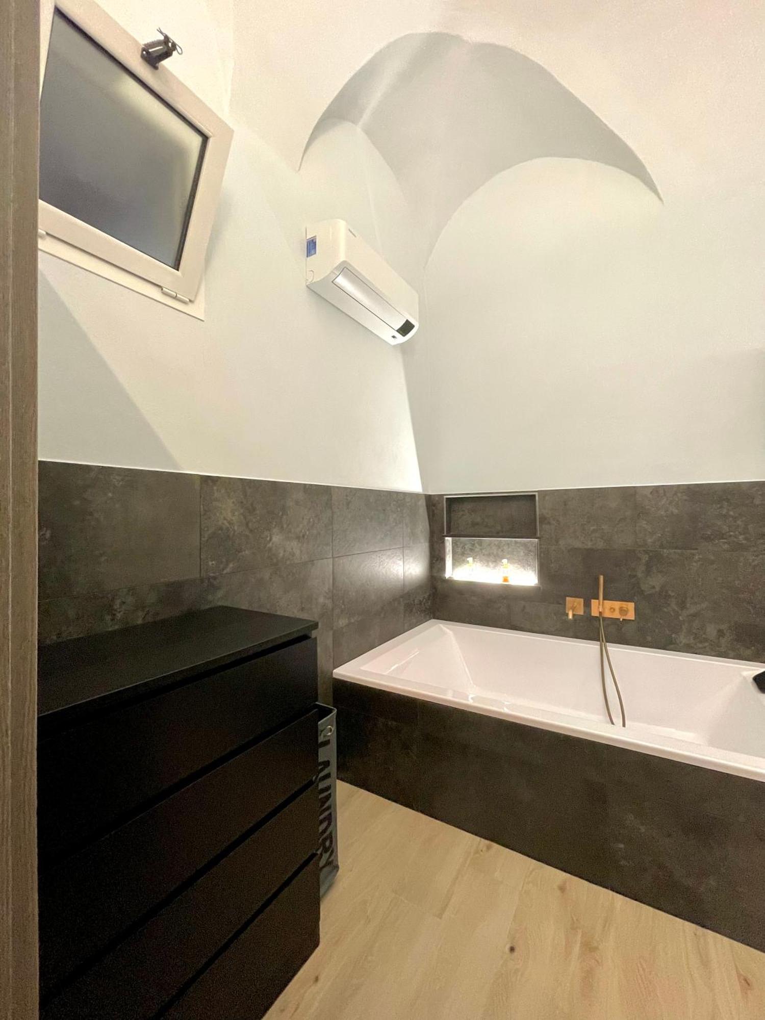 Grothouse Apartment ฟีนาเลลีกูเร ภายนอก รูปภาพ